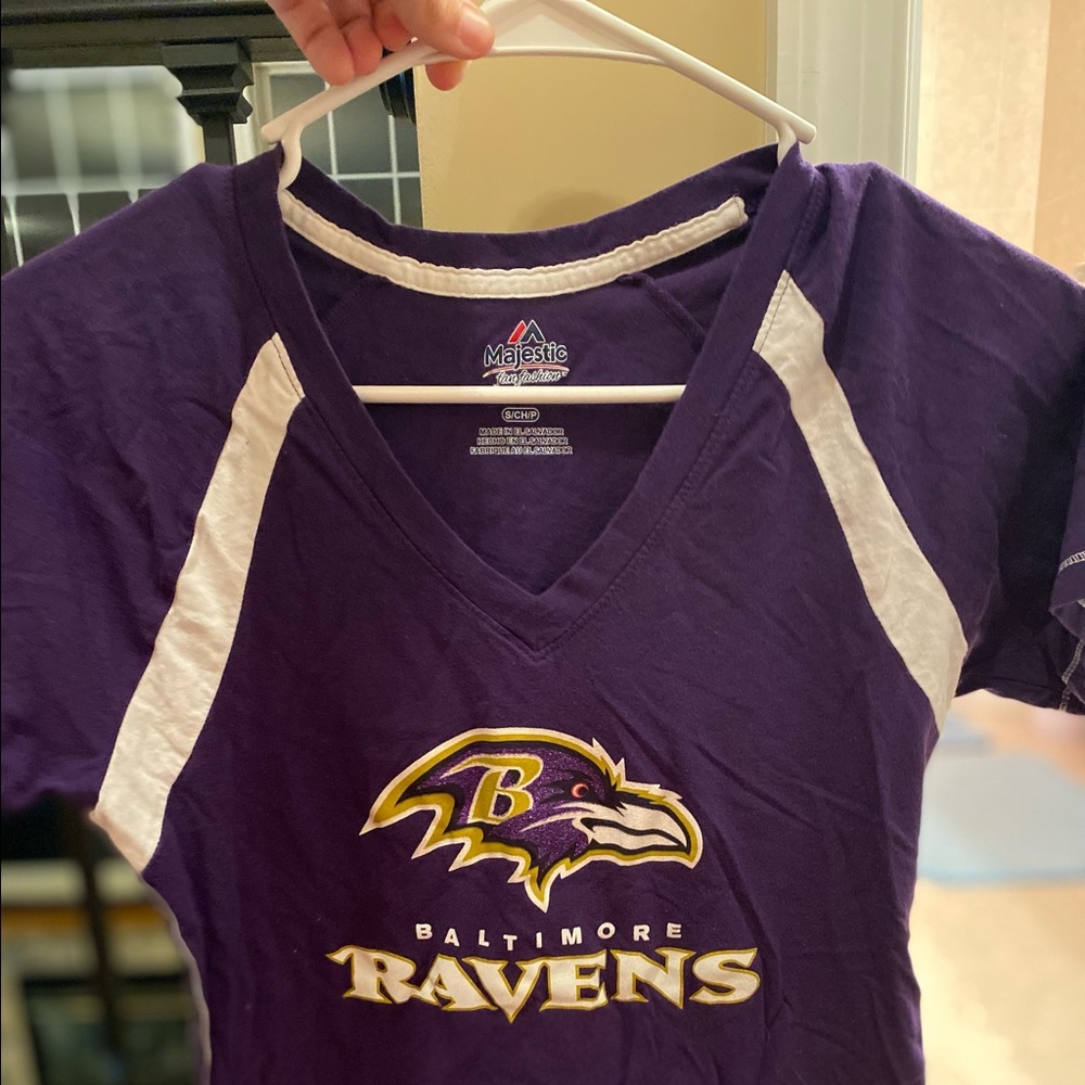 Baltimore ravens purple short sleeve shirt with sparkle ravens logo size small